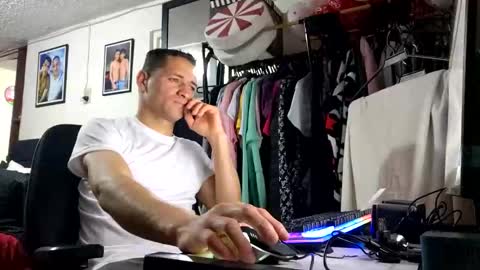 enzoyarack online show from 11/06/25, 03:18