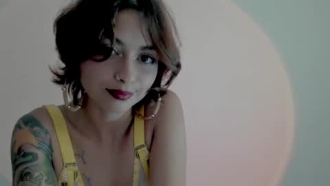 Leyla online show from 03/06/25, 11:09