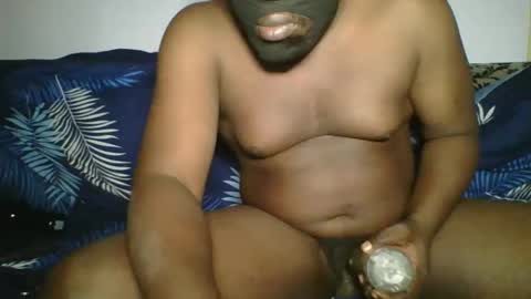 Snapshot of epiccum69 chatting on 11/01/25, 10:45 epiccum69 online show from 11/01/25, 10:45