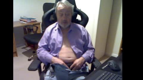 erasmus_d online show from 01/07/25, 06:03