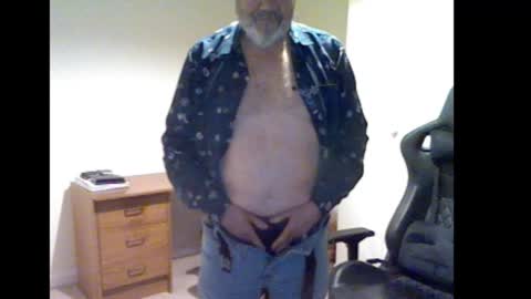 erasmus_d online show from 10/19/25, 05:24