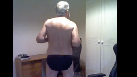Snapshot of erasmus_d chatting on 02/14/26, 05:53 erasmus_d online show from 02/14/26, 05:53