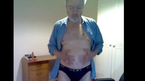 Snapshot of erasmus_d chatting on 03/04/26, 06:36 erasmus_d online show from 03/04/26, 06:36