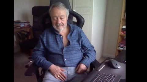 Snapshot of erasmus_d chatting on 03/22/26, 06:00 erasmus_d online show from 03/22/26, 06:00