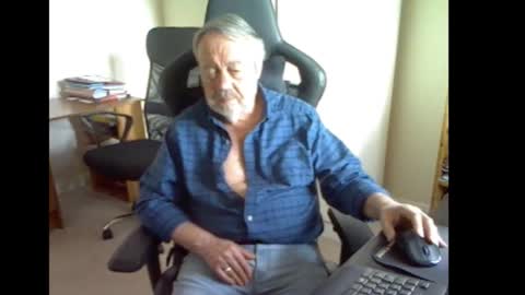 Snapshot of erasmus_d chatting on 03/30/26, 04:30 erasmus_d online show from 03/30/26, 04:30