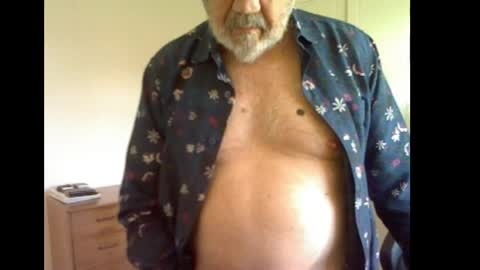 Snapshot of erasmus_d chatting on 05/11/26, 05:43 erasmus_d online show from 05/11/26, 05:43