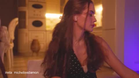 Ana Marie online show from 10/24/25, 07:10