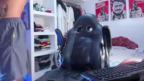 Tht BOSS Eren online show from 09/18/25, 03:19