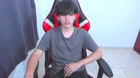 Snapshot of eren_tatakae chatting on 09/27/25, 08:25 eren_tatakae online show from 09/27/25, 08:25