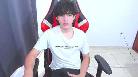 Snapshot of eren_tatakae chatting on 10/24/25, 06:15 eren_tatakae online show from 10/24/25, 06:15