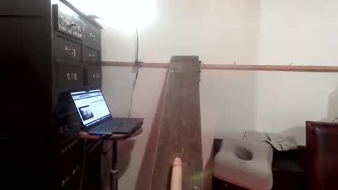 Snapshot of ergheid chatting on 02/09/25, 03:43 ergheid online show from 02/09/25, 03:43