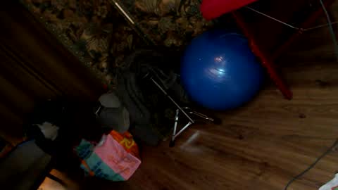 Snapshot of ergheid chatting on 09/20/25, 06:03 ergheid online show from 09/20/25, 06:03