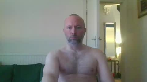 Snapshot of eric334418 chatting on 03/06/26, 02:02 eric334418 online show from 03/06/26, 02:02