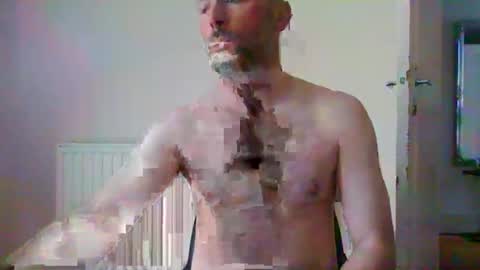 Snapshot of eric334418 chatting on 06/15/26, 08:05 eric334418 online show from 06/15/26, 08:05