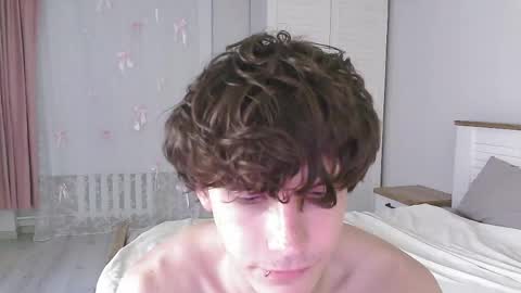Eric Crush online show from 05/26/26, 01:45