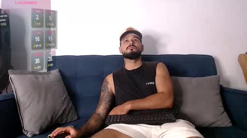 Snapshot of eric_evans1 chatting on 10/29/25, 03:53 Eric Evans online show from 10/29/25, 03:53