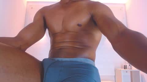 Eric Latino online show from 02/06/25, 02:22