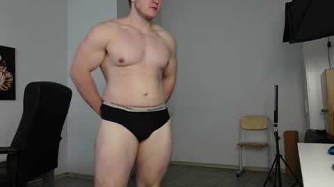 Snapshot of eric_poston chatting on 09/27/25, 08:08 online show from 09/27/25, 08:08