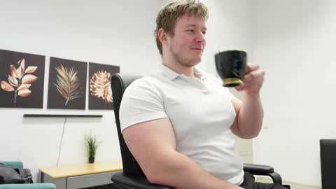 Snapshot of eric_poston chatting on 10/02/25, 01:40 online show from 10/02/25, 01:40