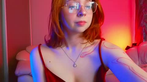 Erica 3 online show from 04/11/26, 02:05