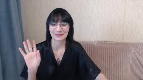 Snapshot of ericablack8 chatting on 11/19/25, 07:19 ericablack8 online show from 11/19/25, 07:19