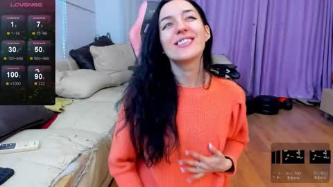 Snapshot of ericabunny chatting on 01/13/26, 04:51 Erika online show from 01/13/26, 04:51