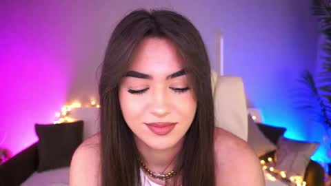 Erica online show from 05/26/26, 06:42
