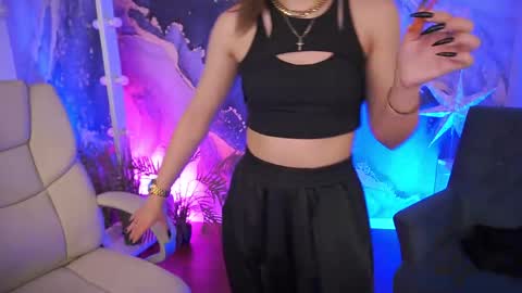 Erica online show from 06/03/26, 01:46