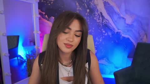 Erica online show from 06/05/26, 01:28