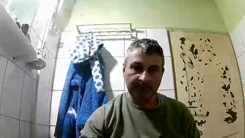 eric online show from 02/09/25, 02:17