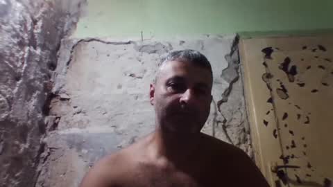 Snapshot of ericboy32 chatting on 09/21/25, 12:07 eric online show from 09/21/25, 12:07