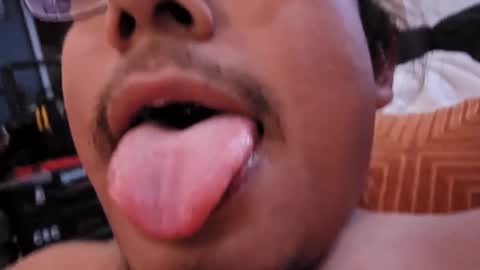 Snapshot of erick346 chatting on 01/28/25, 07:43 erick346 online show from 01/28/25, 07:43