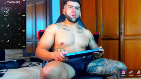 Snapshot of erick_blake_ chatting on 01/31/25, 03:41 my online show from 01/31/25, 03:41