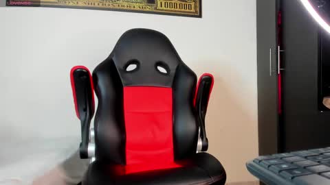 Snapshot of erick_blake_ chatting on 09/27/25, 04:50 my online show from 09/27/25, 04:50