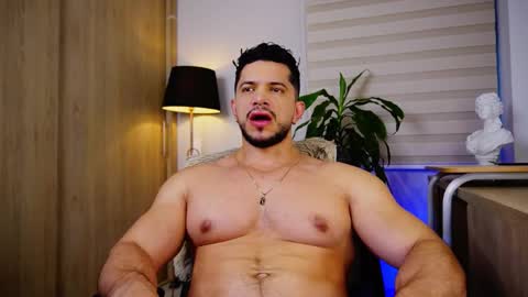 Snapshot of erick_thompson chatting on 12/02/25, 10:16 Erick Thompson online show from 12/02/25, 10:16