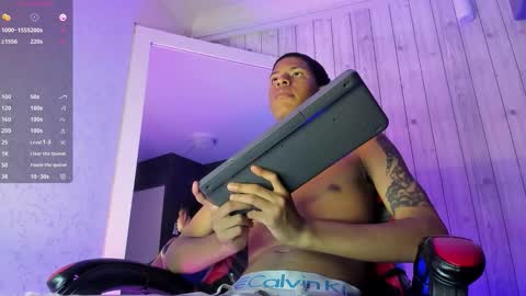 Snapshot of erick_wal chatting on 09/21/25, 10:00      online show from 09/21/25, 10:00