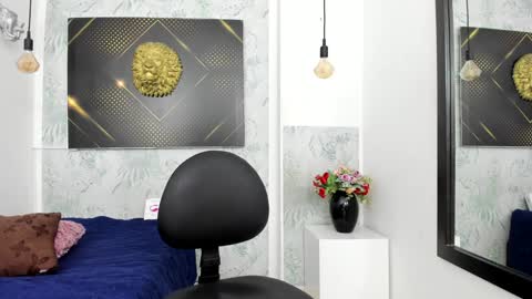   online show from 01/10/25, 03:50