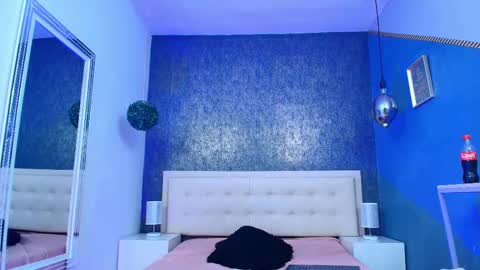   online show from 10/02/25, 02:51