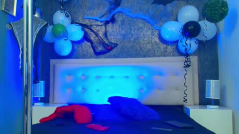   online show from 10/24/25, 04:31