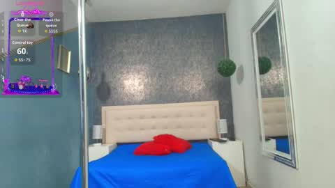 Snapshot of erick_zhimerman chatting on 11/19/25, 03:17 online show from 11/19/25, 03:17