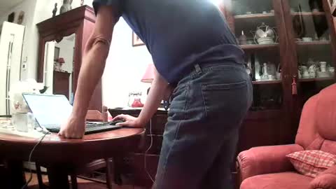 Snapshot of ericstephcam31 chatting on 11/27/25, 10:28 Steph et Eric online show from 11/27/25, 10:28