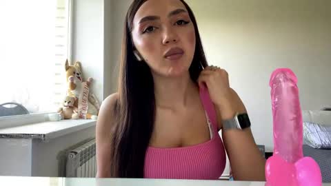 Vanessa online show from 05/19/26, 06:42