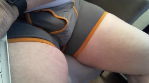 Snapshot of erik_erik311 chatting on 12/05/24, 12:44 Erik online show from 12/05/24, 12:44