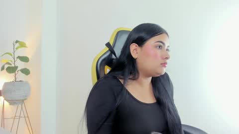 erika_boss_ online show from 09/16/25, 08:43