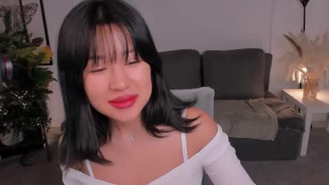 erika_kim online show from 02/02/26, 07:18