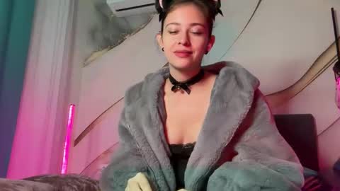 Snapshot of erika_miu chatting on 10/18/25, 06:52 Erika Miu online show from 10/18/25, 06:52