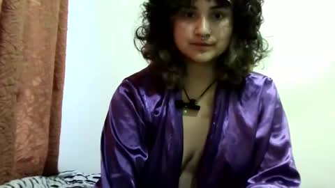 Erika online show from 03/04/25, 11:22