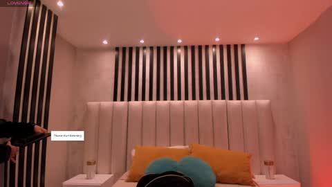 Erika Benz online show from 05/25/26, 12:22