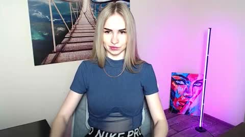 Erika online show from 06/05/26, 11:49
