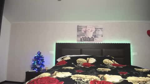 Snapshot of erikagold chatting on 12/08/24, 05:29 ErikaGold online show from 12/08/24, 05:29